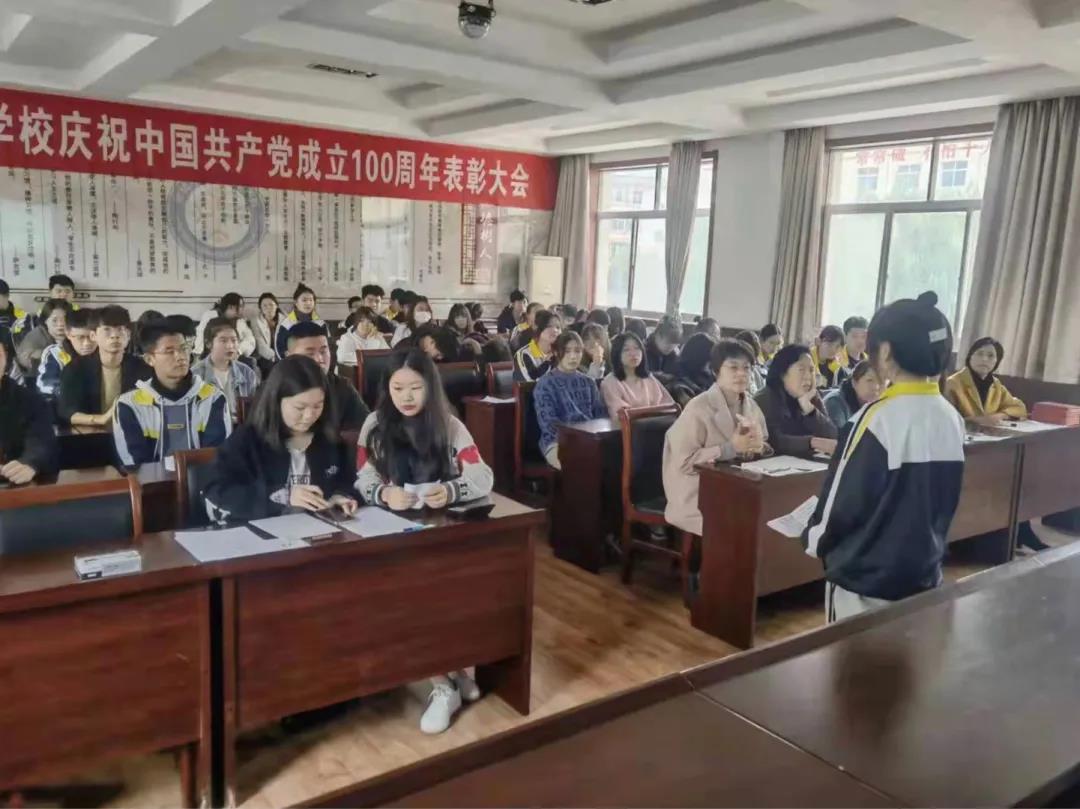 踐行“三愛(ài)、三?！?，“節(jié)糧、愛(ài)糧”我先行——中銀校區(qū)開(kāi)展“珍惜糧食 杜絕浪費(fèi)”系列活動(dòng)